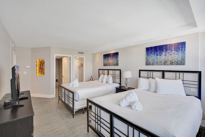 Room 212 of 723