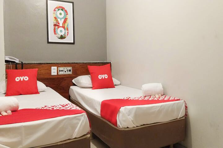 Room 11 of 35
