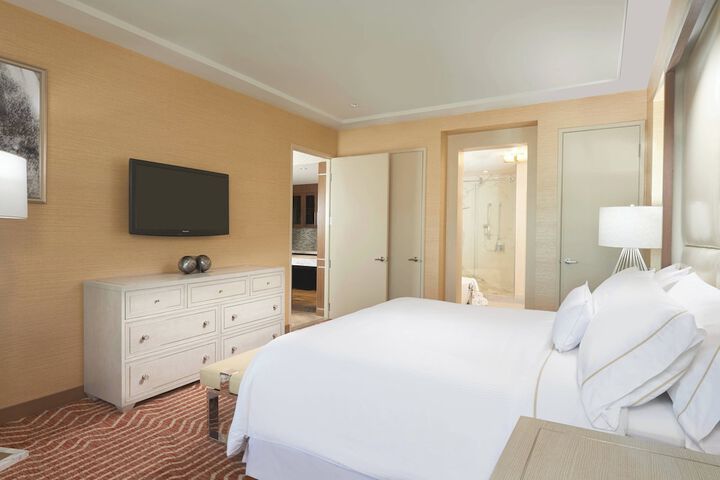 Room 25 of 67