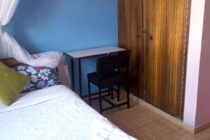 Room 19 of 31