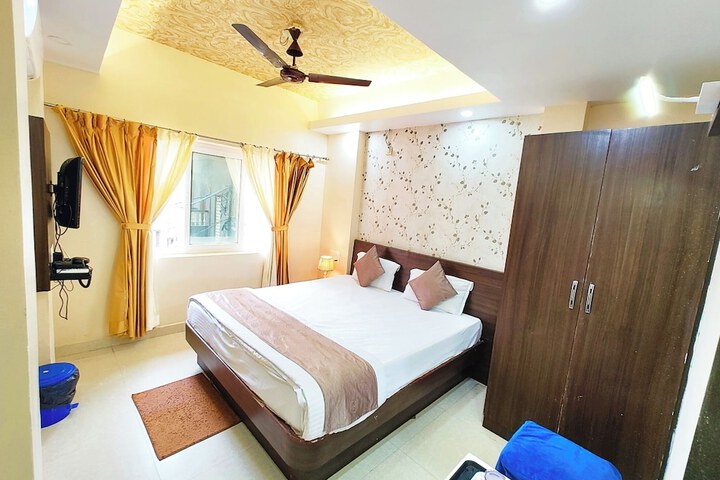 Room 4 of 31