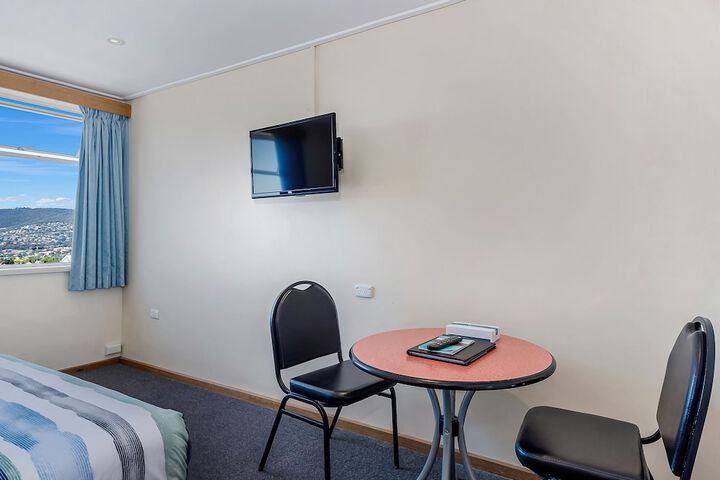 Room 11 of 47