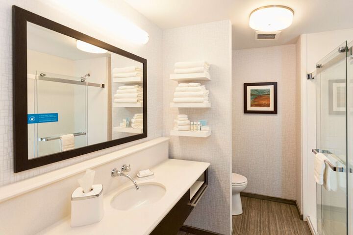 Bathroom shower