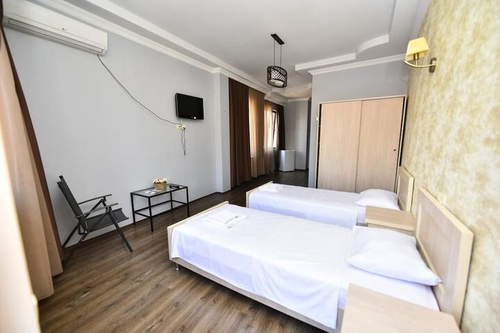 Room 21 of 54