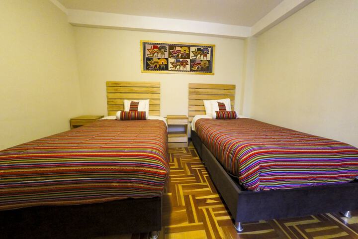 Room 12 of 37