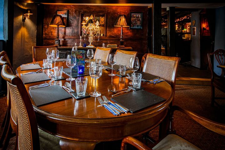 Dining 106 of 137