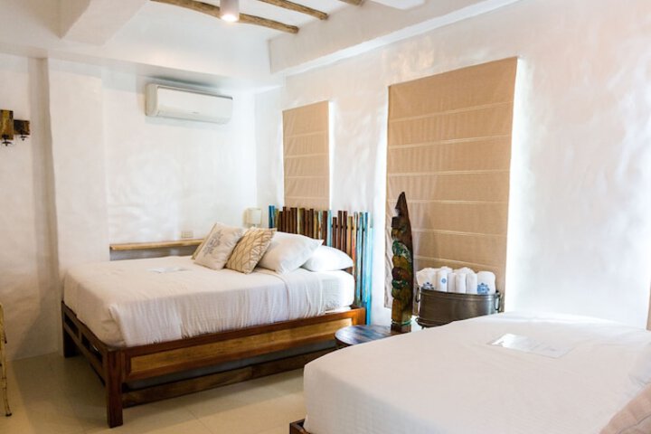 Room 14 of 97