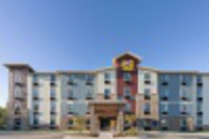 Hotel 9 of 142