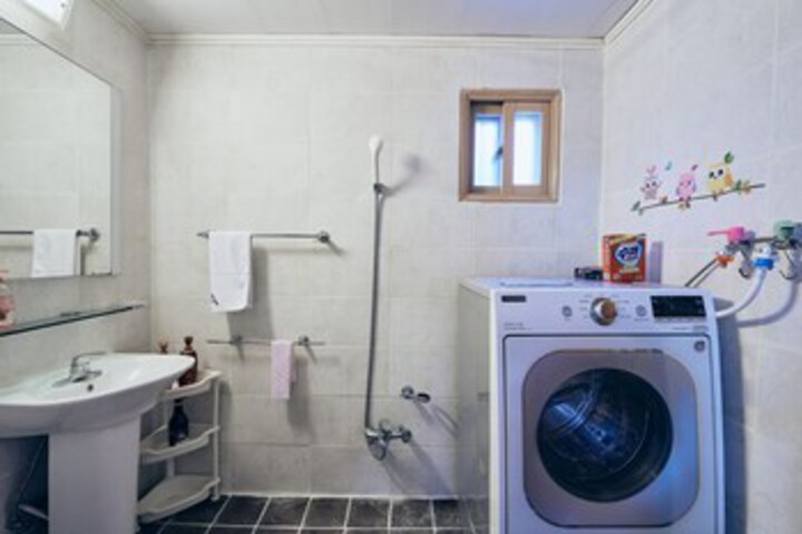 Room 4 of 45