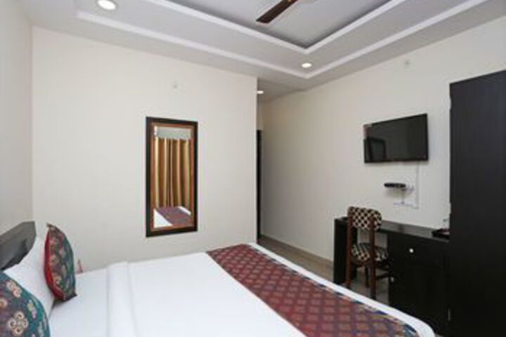 Room 7 of 21