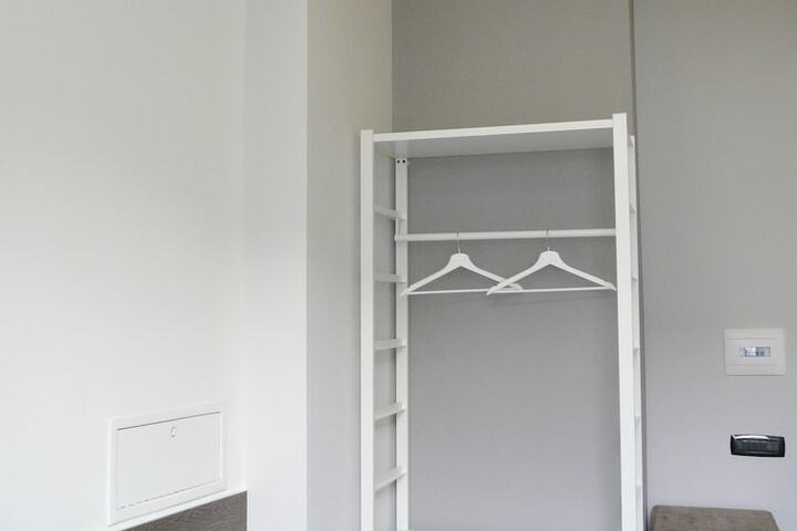 Room 27 of 126