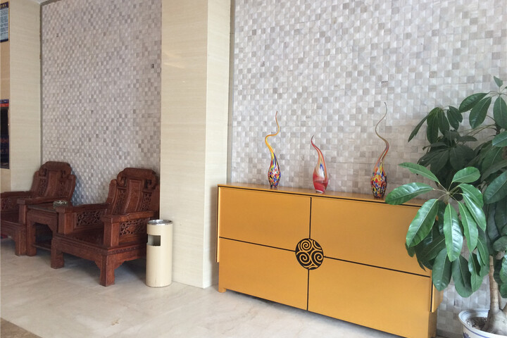 Hotel Interior 10 of 23
