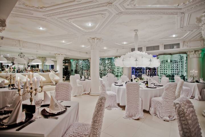 Dining 74 of 116
