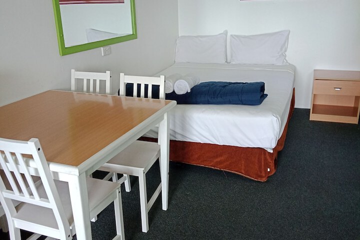 Room 16 of 72