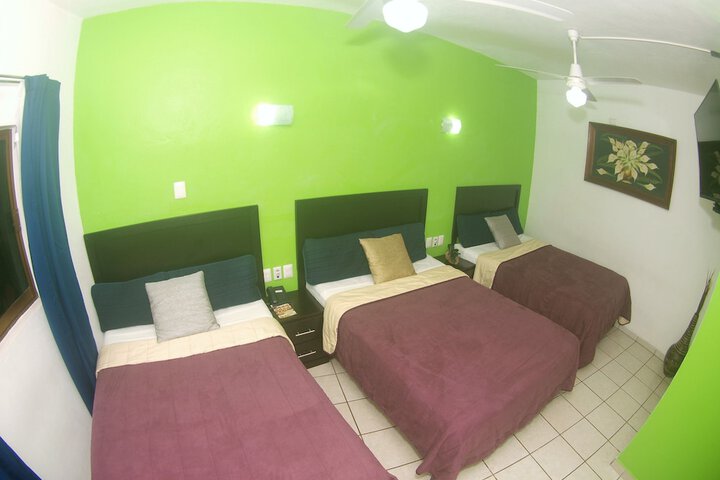 Room 12 of 29