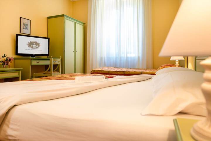 Room 8 of 29