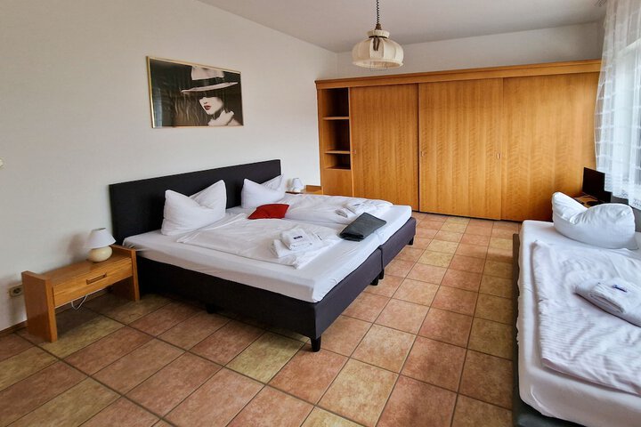 Room 18 of 41
