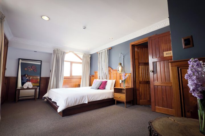 Room 5 of 30