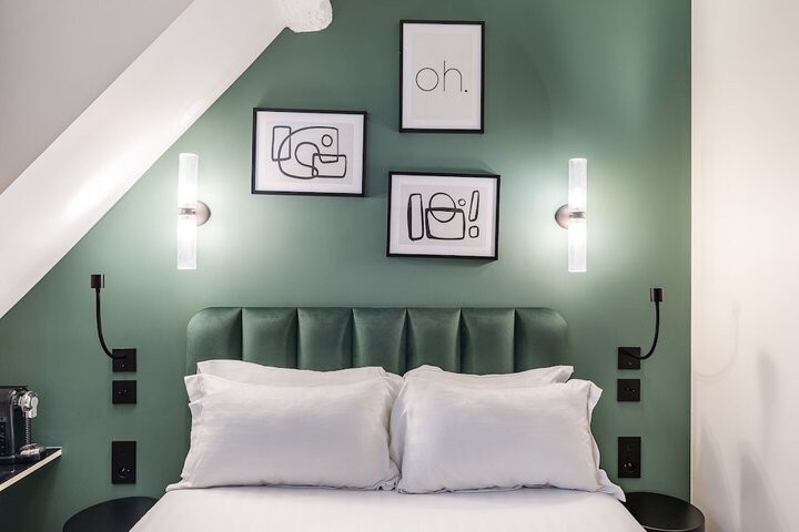 Room 4 of 26