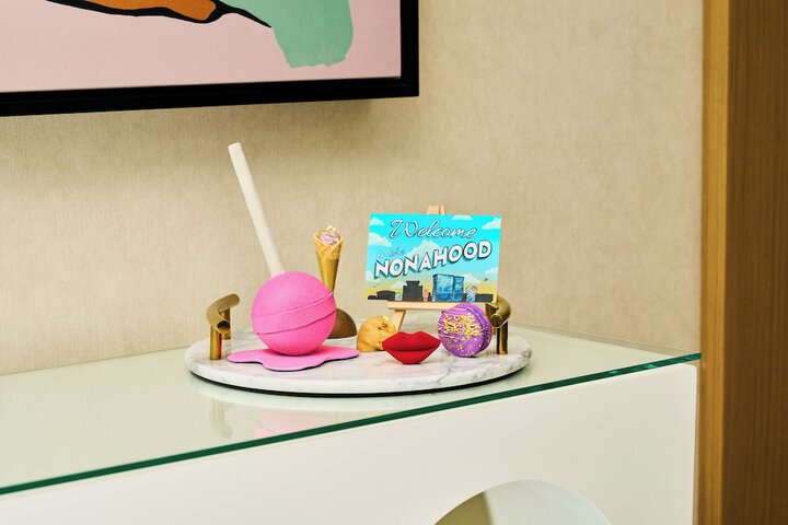 Room amenity