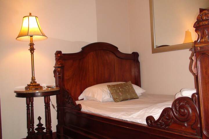 Room 14 of 89