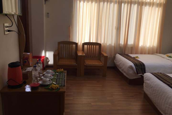 Room 12 of 78