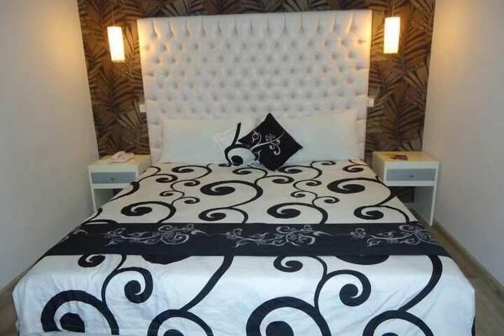 Room 18 of 59