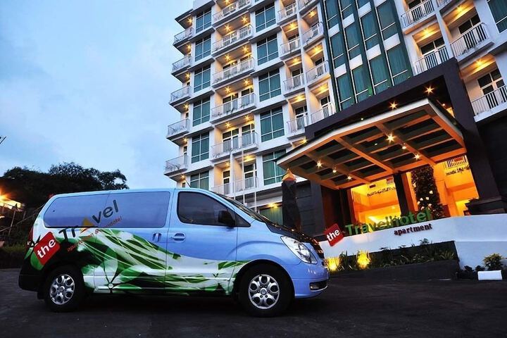 Airport shuttle