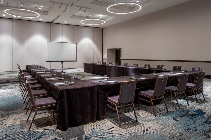 Meeting facility