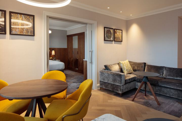 Room 45 of 206