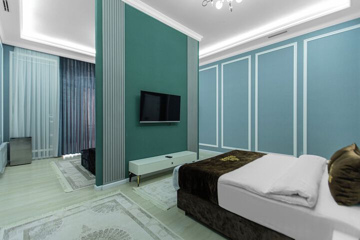 Room 9 of 54