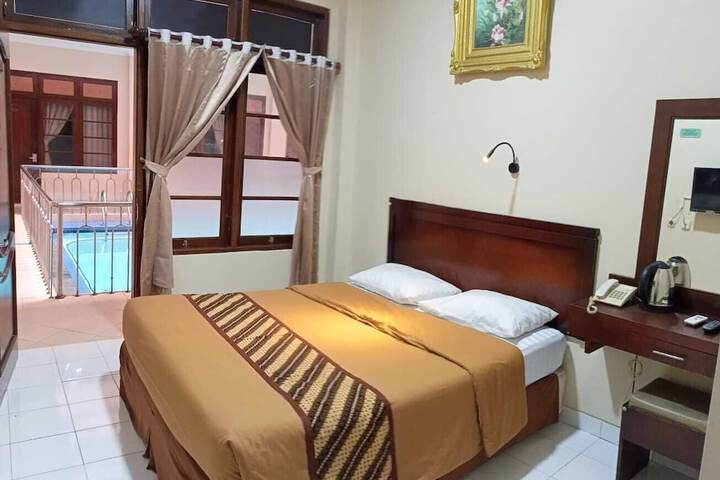 Room 6 of 49