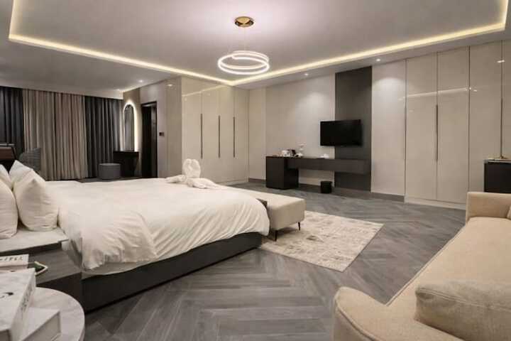 Room 26 of 41