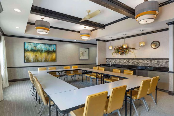Meeting facility