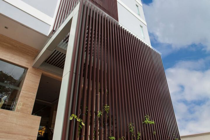 Demelia Hotel
