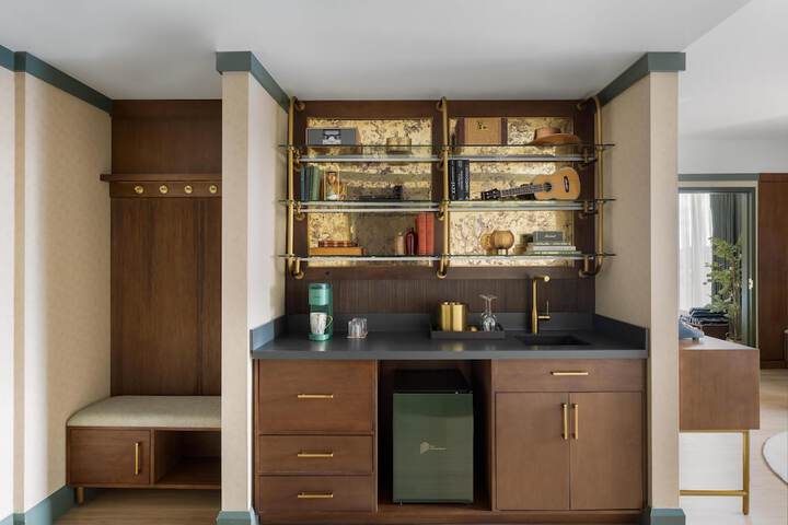 Minibar