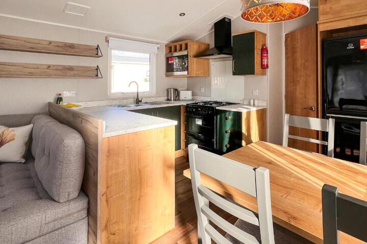 General 5 of 26