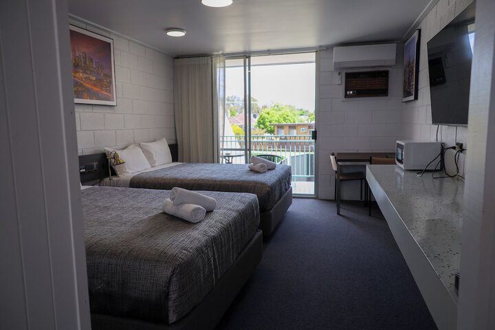 Room 12 of 45