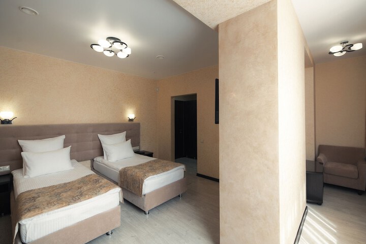 Room 13 of 39