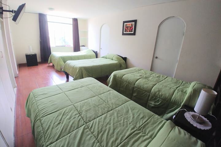 Room 21 of 35