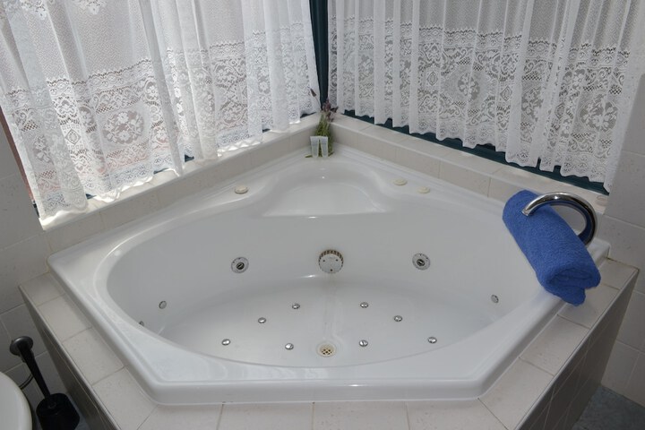 Hot Tub 127 of 174