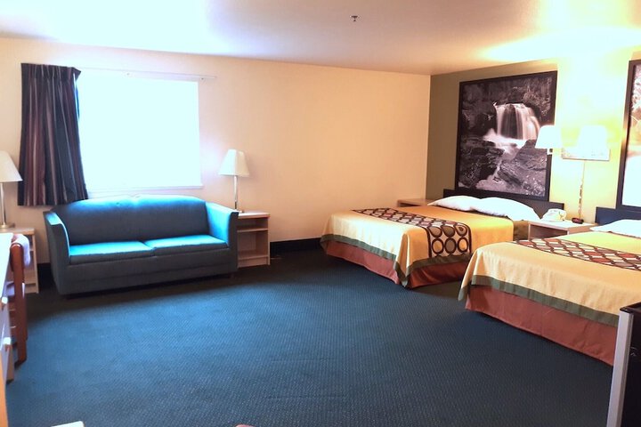 Room 3 of 15