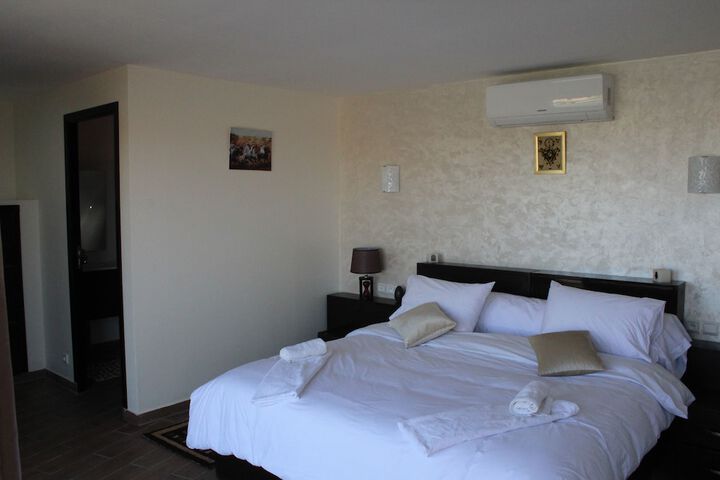 Room 21 of 59