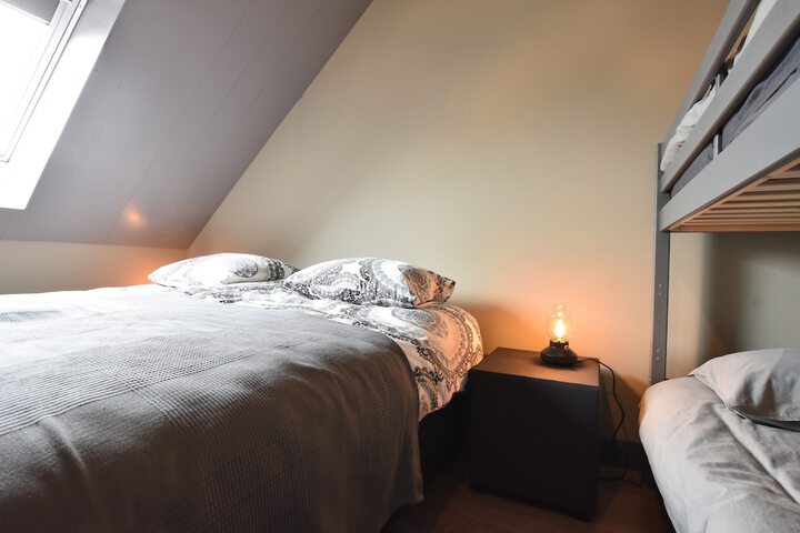 Room 10 of 89