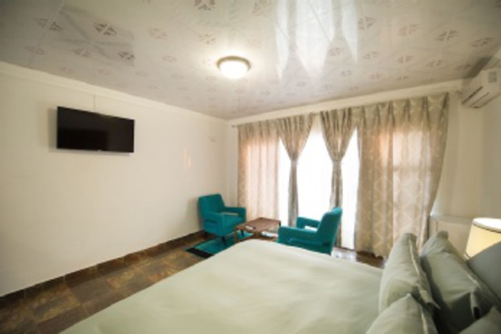 Room 105 of 108