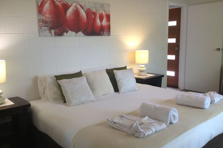 Room 3 of 48