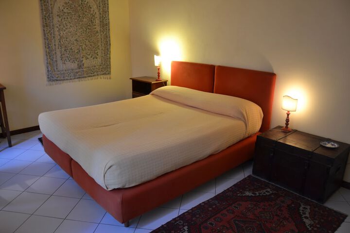 Room 3 of 11