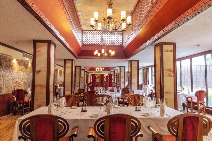 Dining 75 of 123