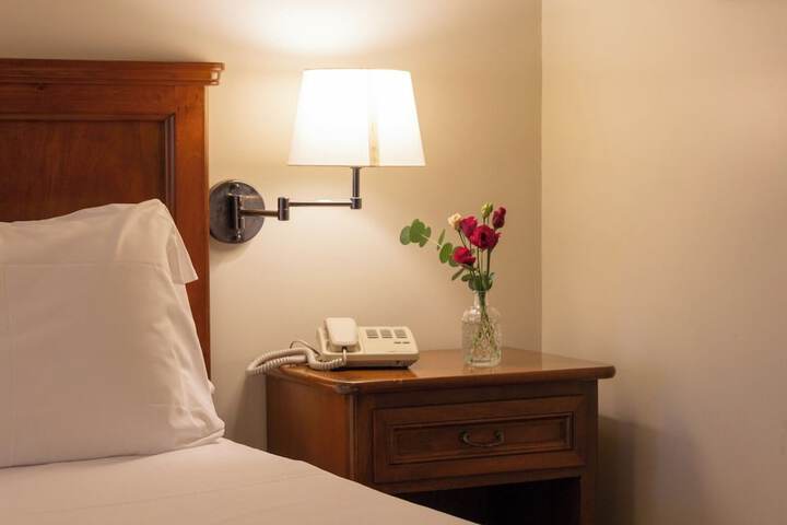 Room 13 of 51