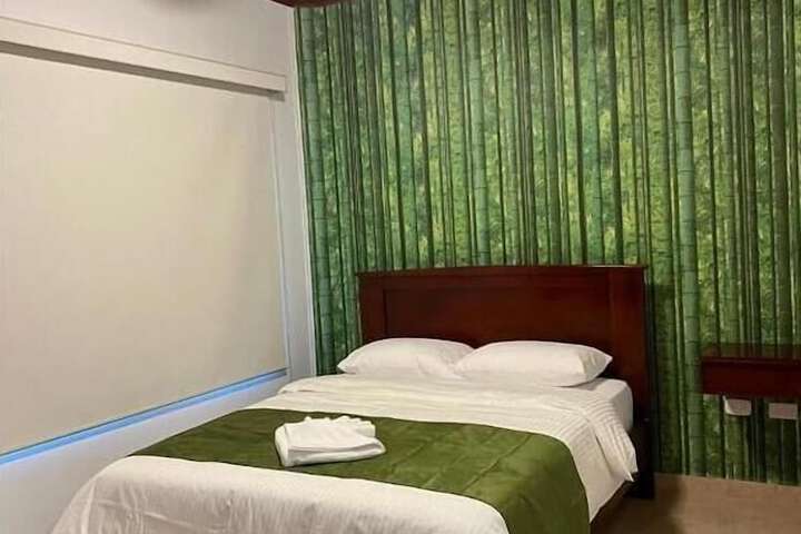 Room 25 of 53